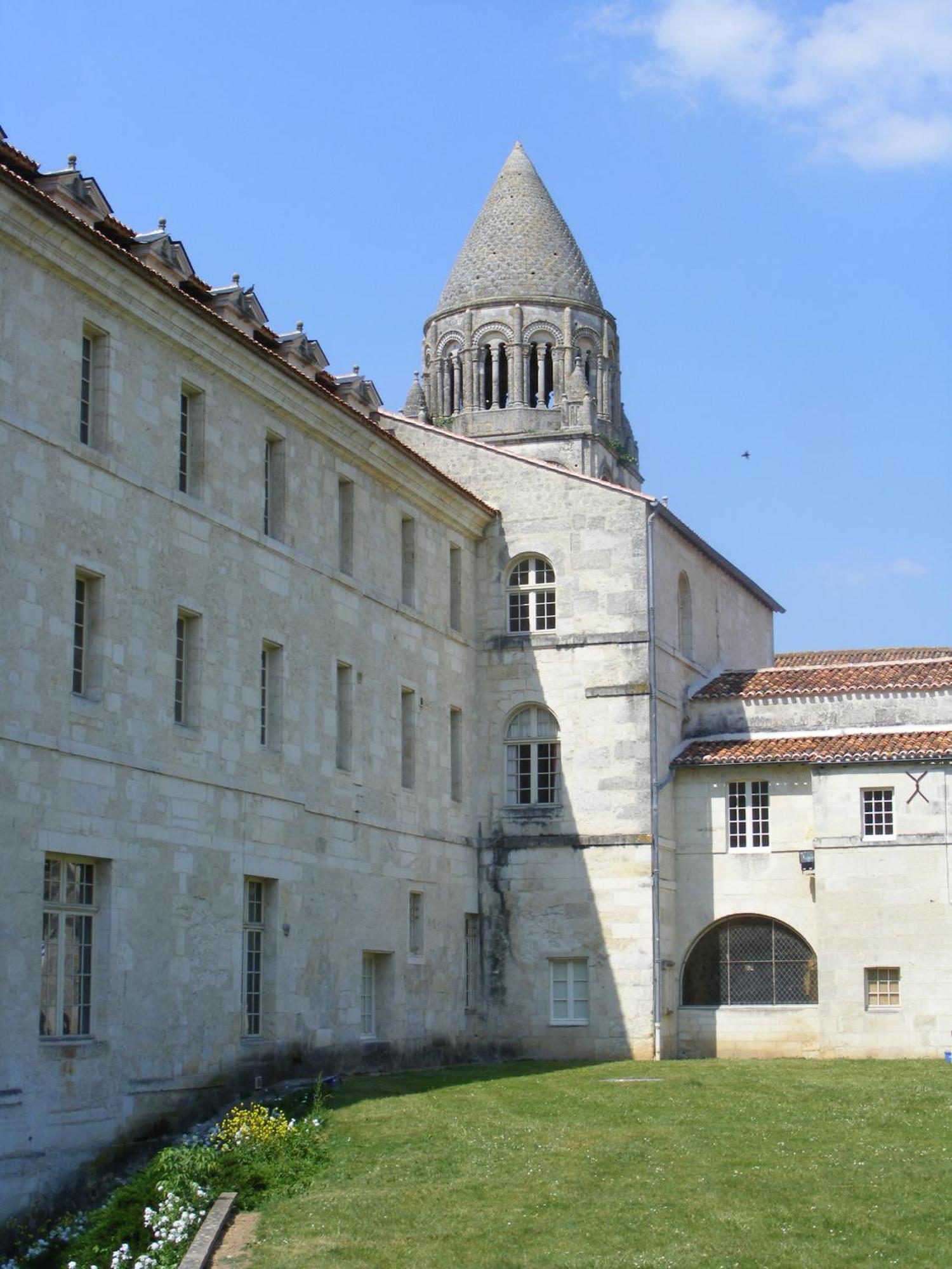 Les Chambres De L'Abbaye Saintes Kültér fotó