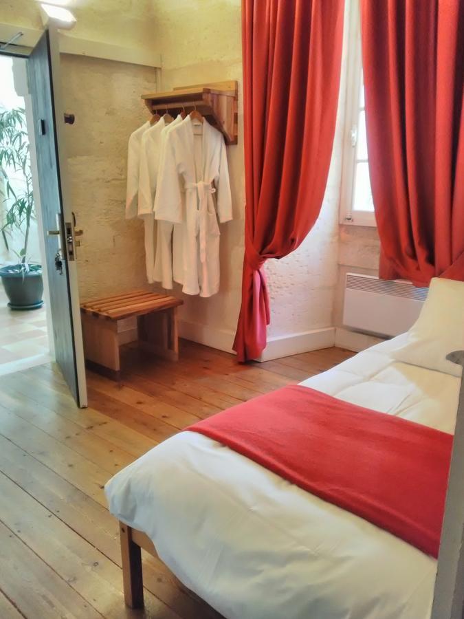 Les Chambres De L'Abbaye Saintes Kültér fotó