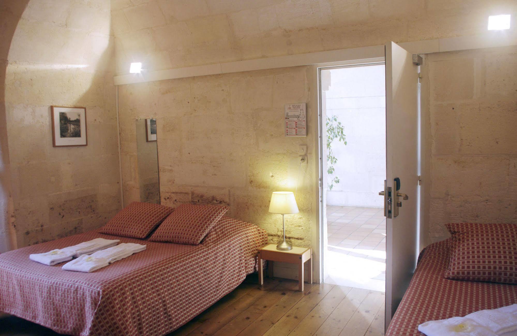 Les Chambres De L'Abbaye Saintes Kültér fotó